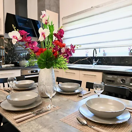 Harmony Garden House