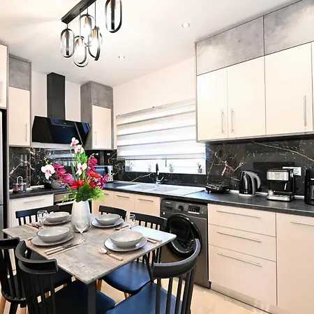 Harmony Garden House *