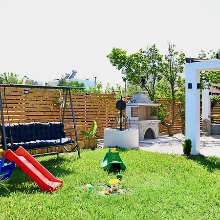 度假居 Harmony Garden House 伊利索斯