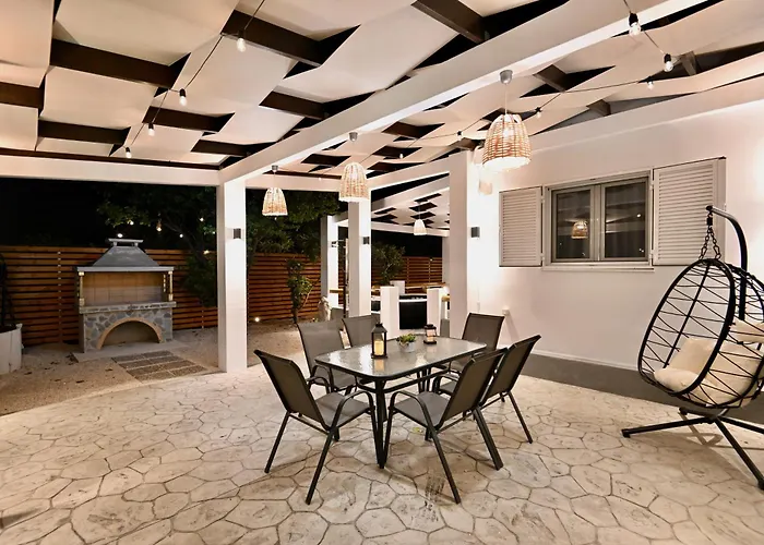 Harmony Garden House *