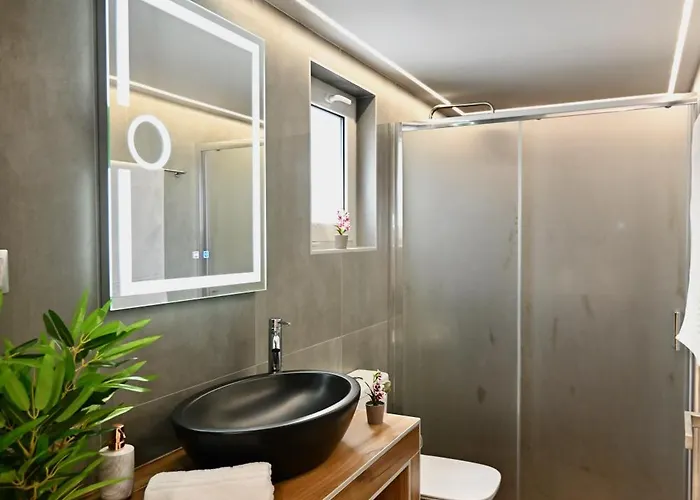 Harmony Garden House 伊利索斯