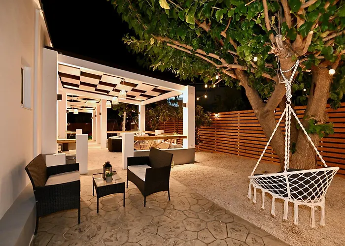 בית נופש Harmony Garden House