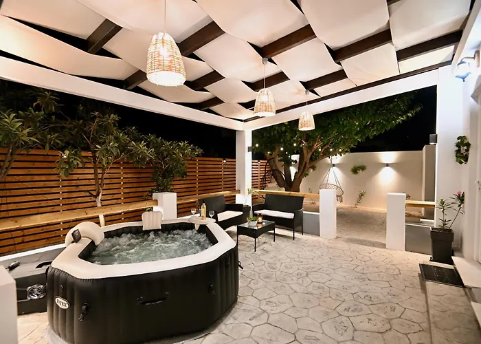 בית נופש Harmony Garden House יאליסוס